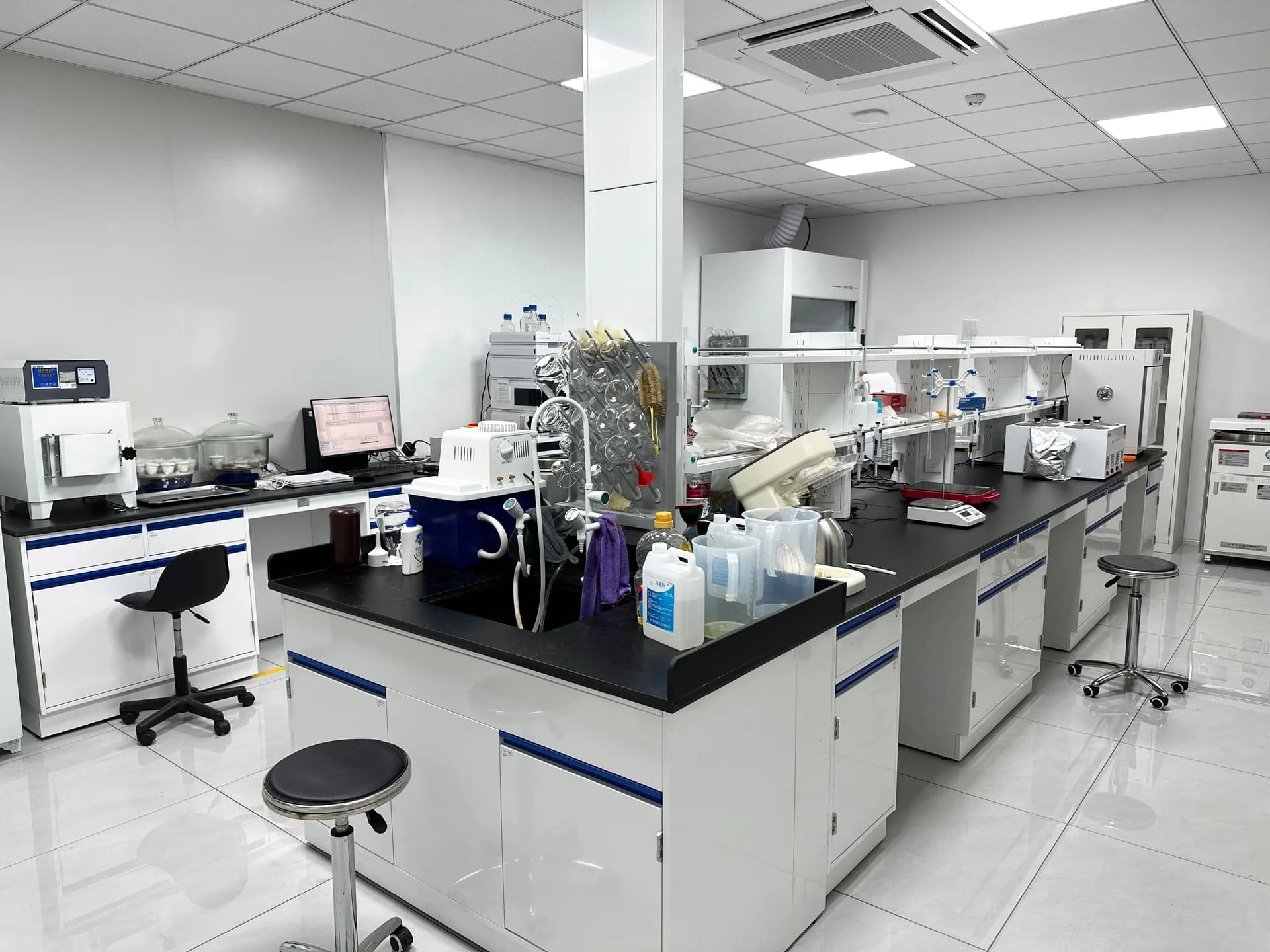 HETCHYN laboratory overview